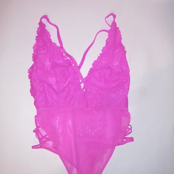 Auden Pink Lace Teddy Bodysuit XS Criss Cross Back NWT - Picture 8 of 12